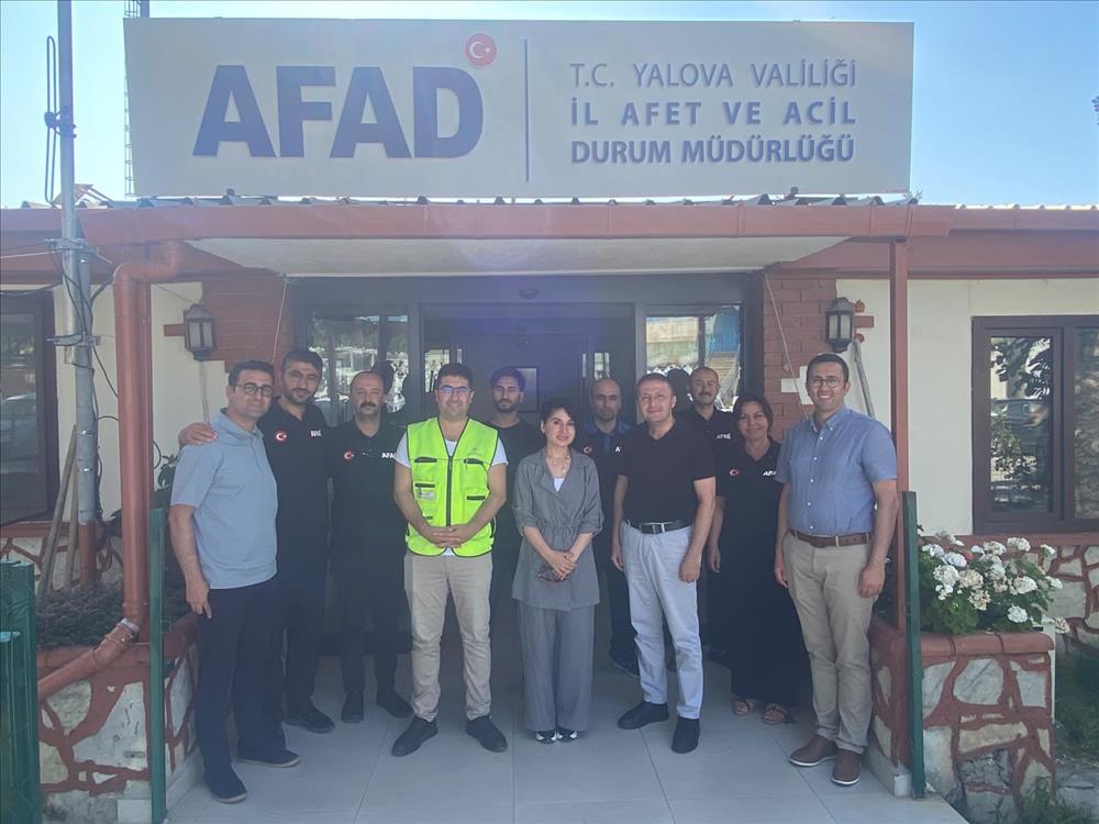 Yalova İl AFAD Müdürlüğü'ne Mezun Öğrencimizin Tezi Tanıtıldı